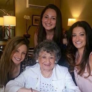 Meet your Posher, Abby